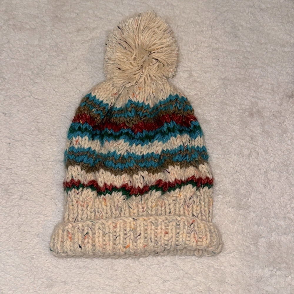 NWOT UO Vintage Winter Beige Cream and Blue Hat with Pom Pom